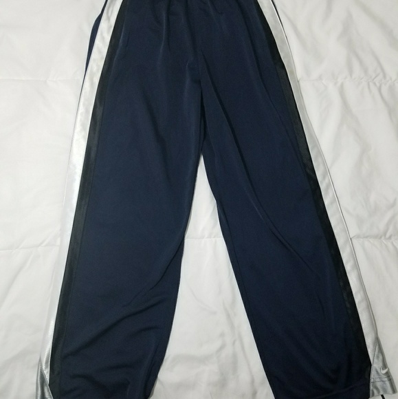 Nike Boys Pants - Picture 2 of 8